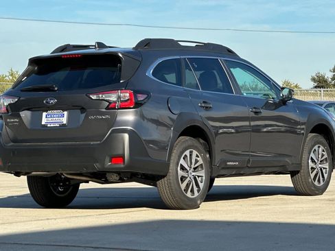 New 2025 Subaru Outback Premium image 3