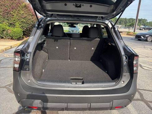 Used 2025 Nissan Kicks SV FWD image 29