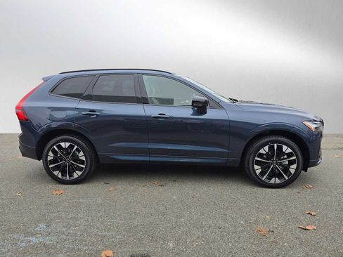 New 2026 Volvo XC60 B5 Plus w/ Protection Package Premier image 2