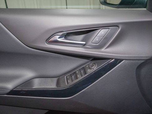 New 2026 Chevrolet Equinox LT w/ Convenience Package II image 8