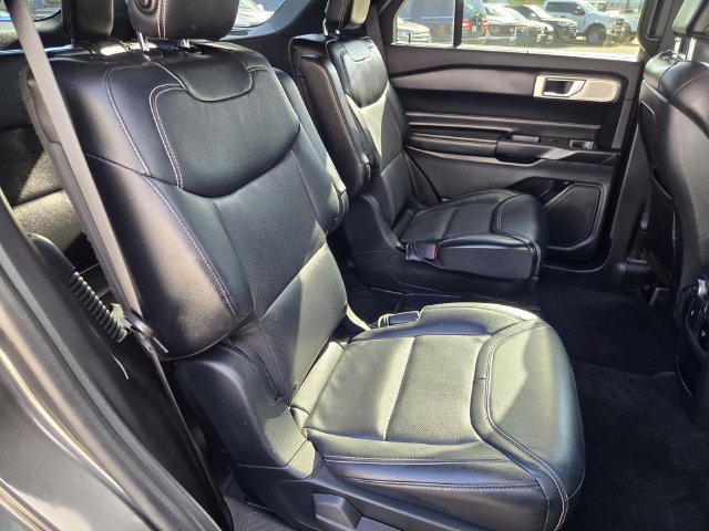 Used 2020 Ford Explorer ST w/ Premium Technology Package AWD/4WD image 13