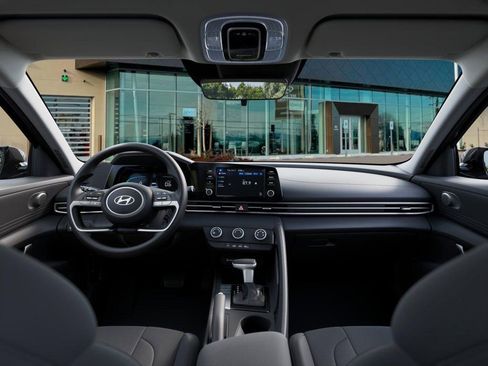 New 2026 Hyundai Elantra SE FWD image 11