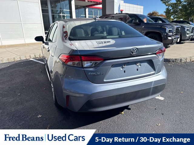 Used 2023 Toyota Corolla LE FWD image 17