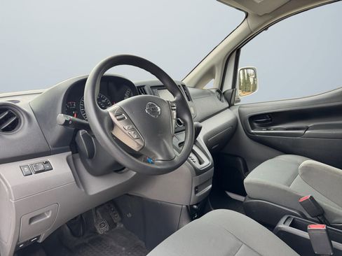 Used 2021 Nissan NV200 SV image 9