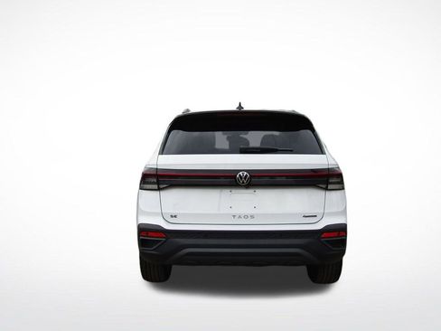 New 2026 Volkswagen Taos SE AWD/4WD image 10