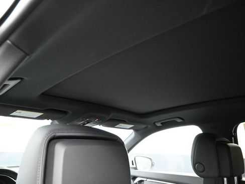 Certified 2025 Audi Q3 2.0T Premium AWD/4WD image 17
