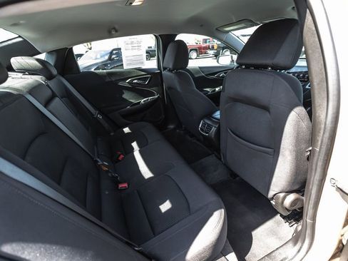 Used 2023 Chevrolet Malibu LT FWD image 30