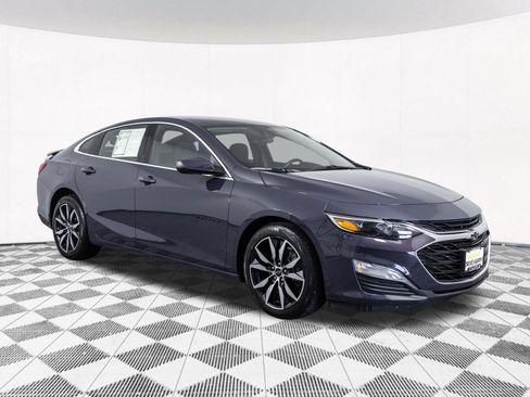 Used 2025 Chevrolet Malibu RS FWD image 22