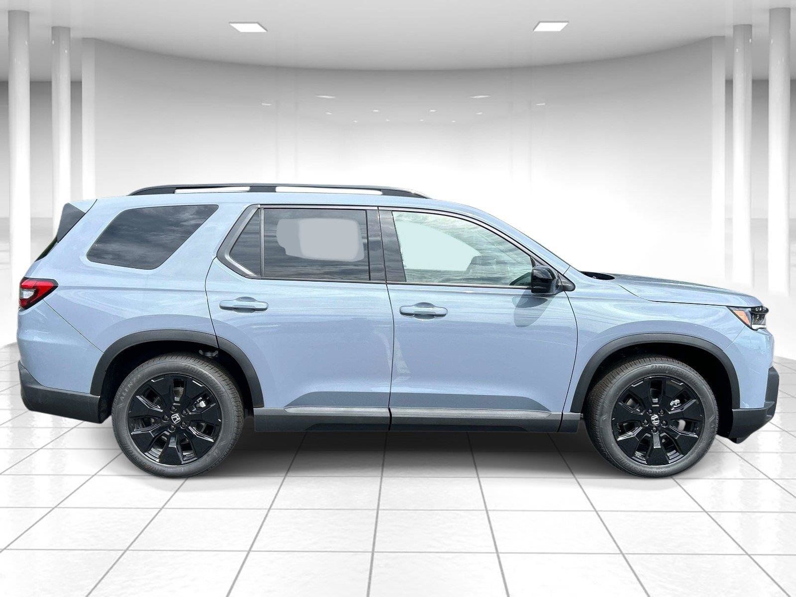 New 2026 Honda Pilot Black Edition image 2