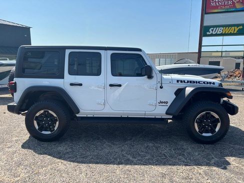 Used 2018 Jeep Wrangler Unlimited Rubicon AWD/4WD image 6