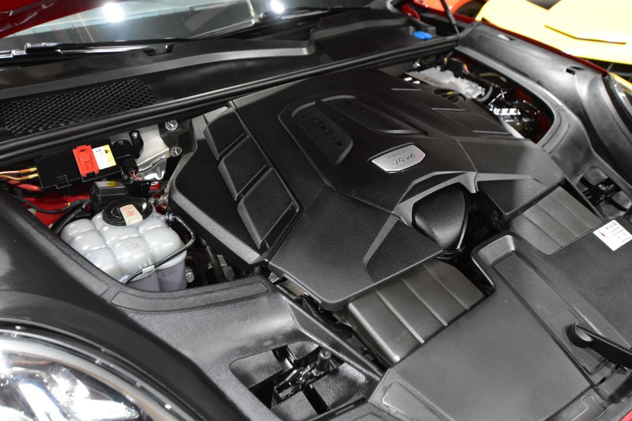Used 2021 Porsche Cayenne AWD/4WD image 53
