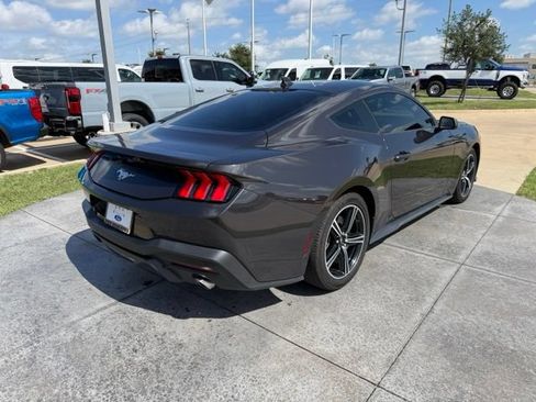 Used 2024 Ford Mustang Coupe RWD image 6