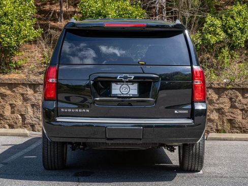 Used 2017 Chevrolet Suburban Premier image 7