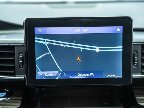 Used 2021 Ford Explorer Limited w/ Equipment Group 301A image 27