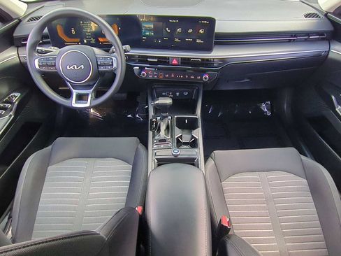 Used 2025 Kia K5 LXS FWD image 13