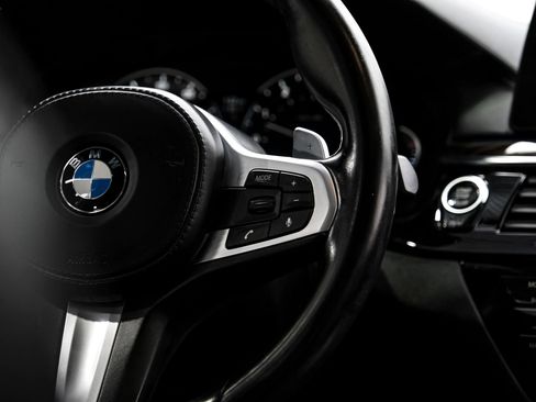 Used 2018 BMW 540i w/ M Sport Package image 24