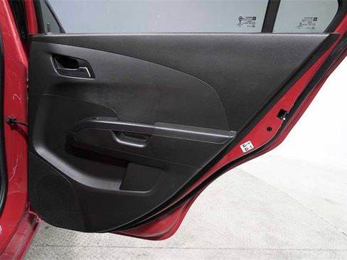 Used 2014 Chevrolet Sonic LT image 12