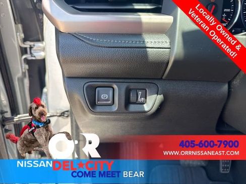Used 2018 GMC Acadia Denali w/ Technology Package FWD image 21