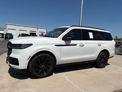 Used 2026 Lincoln Navigator Reserve w/ Jet Appearance Package