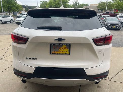 Used 2024 Chevrolet Blazer LT w/ Midnight/Sport Edition FWD image 5