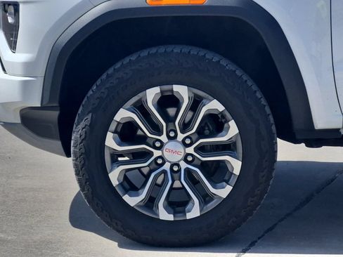 Used 2023 GMC Canyon Denali AWD/4WD image 23