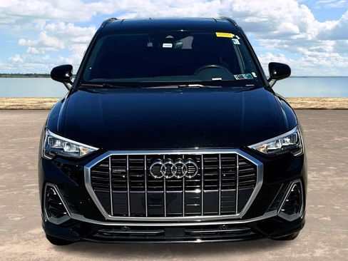 Used 2021 Audi Q3 2.0T Premium w/ Convenience Package AWD/4WD image 4