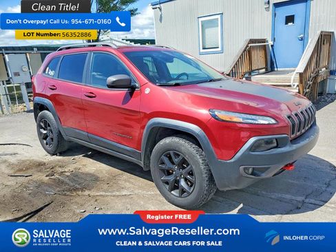 Used 2016 Jeep Cherokee Trailhawk AWD/4WD image 5