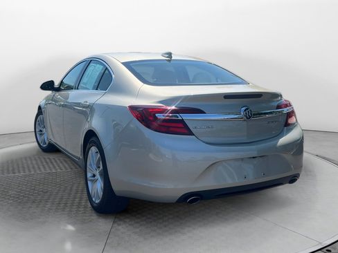 Used 2016 Buick Regal FWD image 5