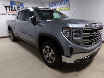 Used 2023 GMC Sierra 1500 SLT w/ SLT Convenience Package