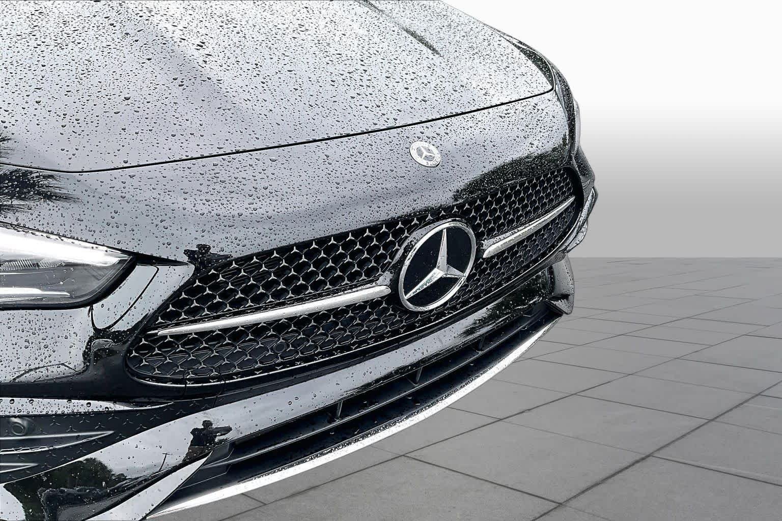 Certified 2025 Mercedes-Benz CLE 300 4MATIC Coupe image 28
