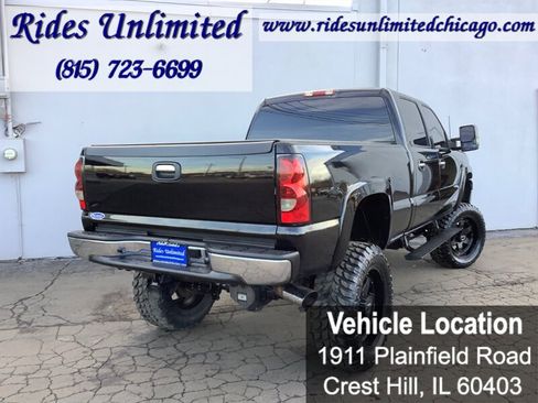 Used 2006 Chevrolet Silverado 2500 LT w/ Onstar Plus Package image 8