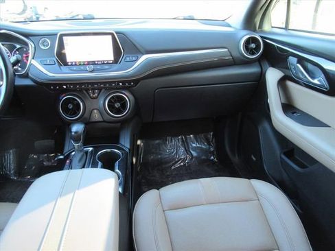 Used 2022 Chevrolet Blazer Premier w/ Enhanced Convenience Package image 14