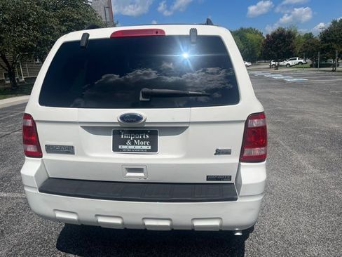 Used 2010 Ford Escape XLT AWD/4WD image 24