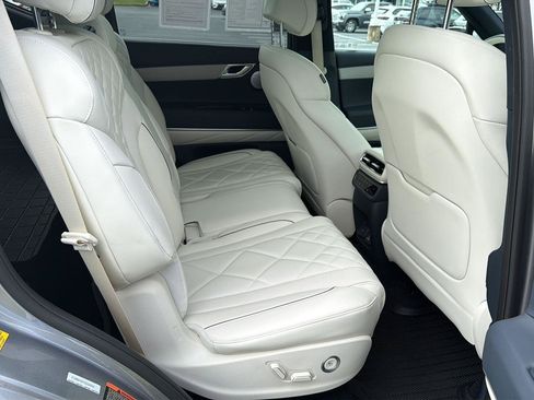 Used 2025 Genesis GV80 3.5T Prestige AWD/4WD image 12