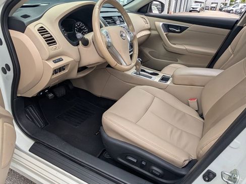 Used 2017 Nissan Altima 2.5 SL w/ Technology Package image 11