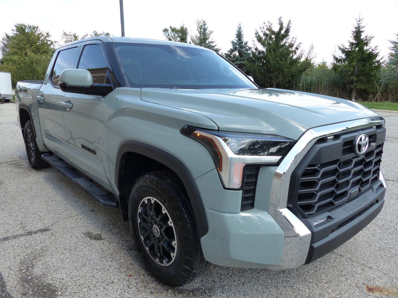 Used 2022 Toyota Tundra SR5 AWD/4WD image 17