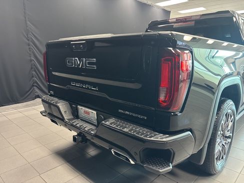 Used 2024 GMC Sierra 1500 Denali Ultimate image 4