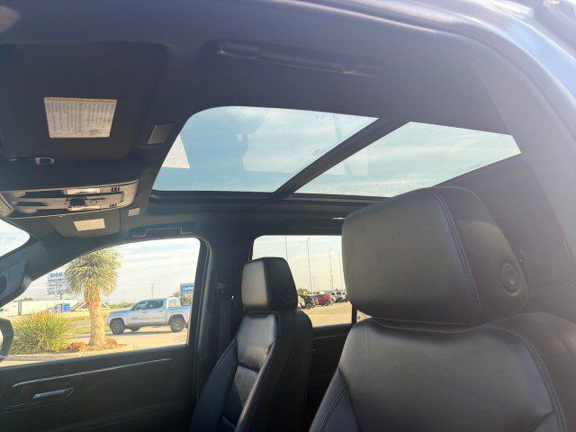 Used 2025 Chevrolet Tahoe LT w/ Comfort Package RWD image 9