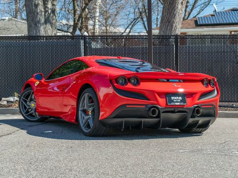 Used 2020 Ferrari F8 Tributo image 25