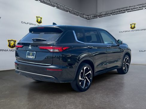 Used 2022 Mitsubishi Outlander ES FWD image 5