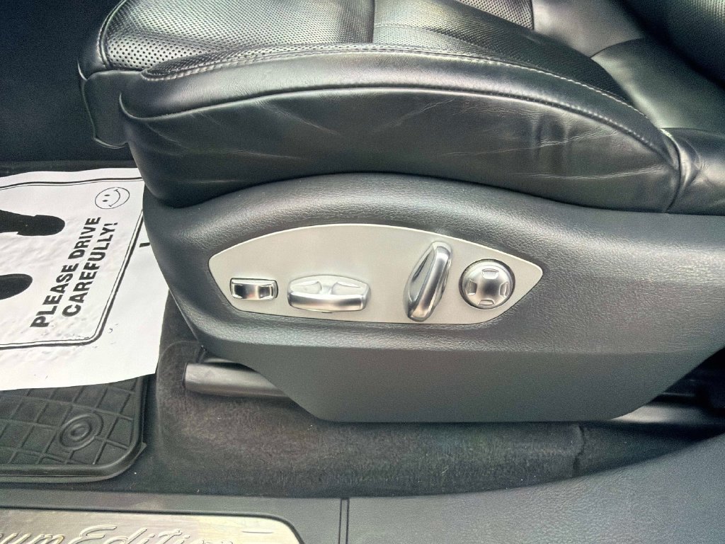 Used 2018 Porsche Cayenne Platinum Edition AWD/4WD image 20