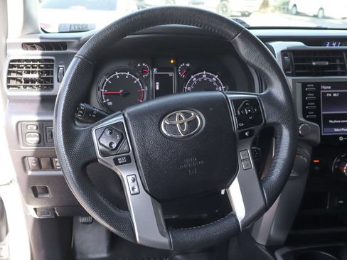 Used 2021 Toyota 4Runner SR5 AWD/4WD image 20