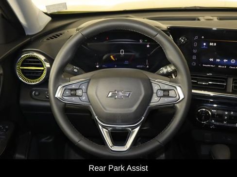 Used 2024 Chevrolet Trax ACTIV w/ Driver Confidence Package FWD image 7
