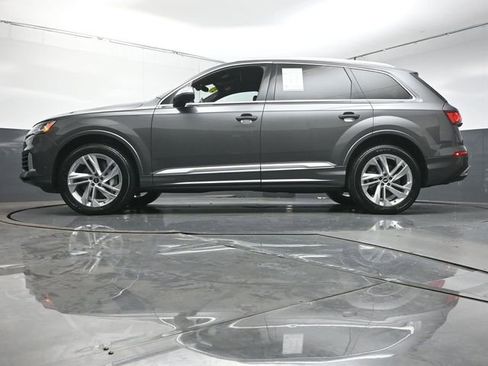 Used 2021 Audi Q7 3.0T Premium Plus w/ Executive Package image 38