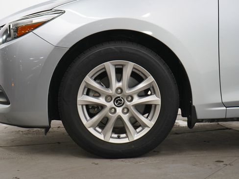 Used 2017 MAZDA MAZDA3 Sport w/ Preferred Equipment Package FWD image 27
