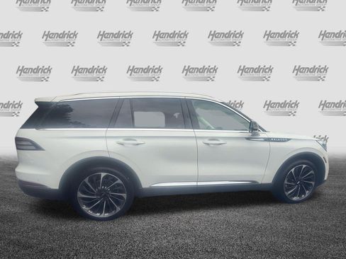 Used 2020 Lincoln Aviator Reserve w/ Equipment Group 202A AWD/4WD image 8