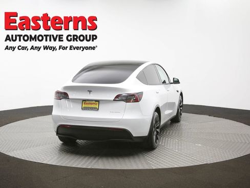 Used 2021 Tesla Model Y Long Range image 36