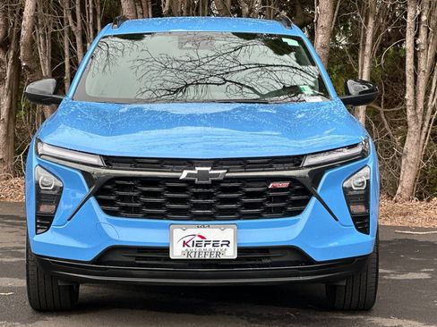 Used 2024 Chevrolet Trax RS w/ Driver Confidence Package image 9