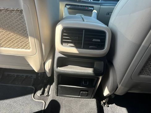 Used 2021 Mercedes-Benz GLE 350 image 17