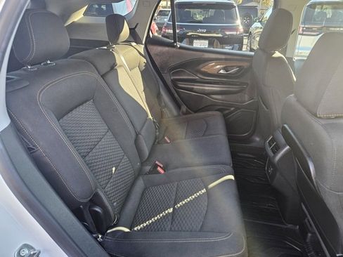 Used 2019 GMC Terrain SLE w/ Driver Convenience Package image 13